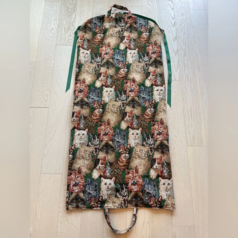 Vintage 90s Kitty Cat Tapestry Jacquard Garment Storage Travel Carrier Bag